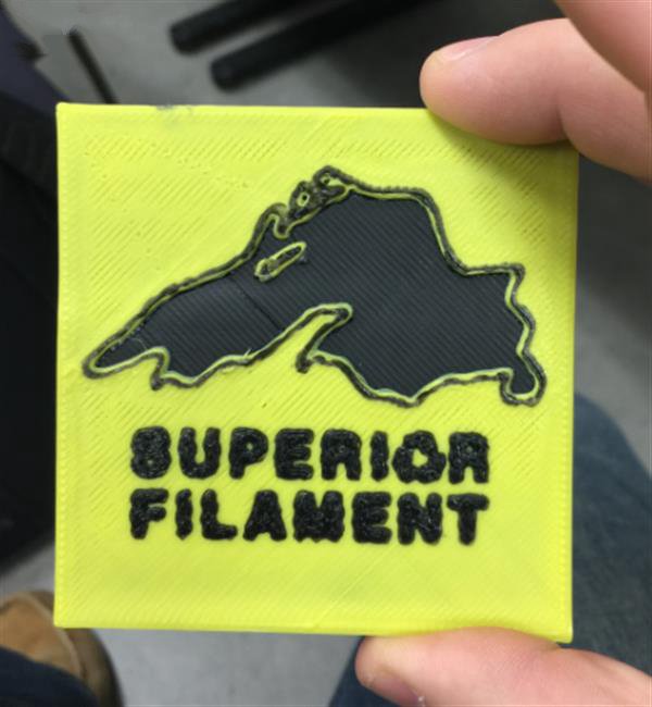 科技又環(huán)保 回收塑料加工成3D打印線材