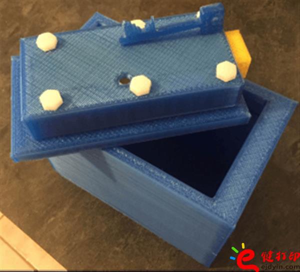 來看看金銀珠寶首飾專用的塑料3D打印保險箱_最專業(yè)的3D打印服務平臺 來看看金銀珠寶首飾專用的塑料3D打印保險箱_最專業(yè)的3D打印服務平臺