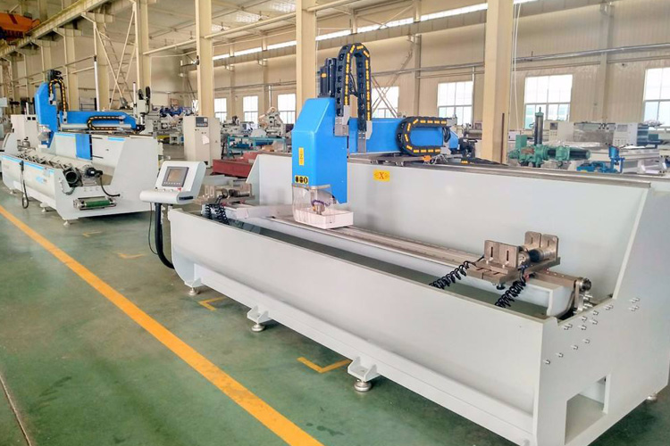 工業(yè)鋁五軸數(shù)控CNC加工中心