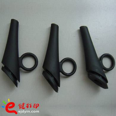 小批量復(fù)模軟膠手板3